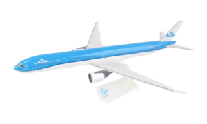 Maqueta Boeing B777-300ER KLM PH-BVU 1/200