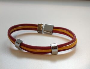 Pulsera línea España cierre metálico