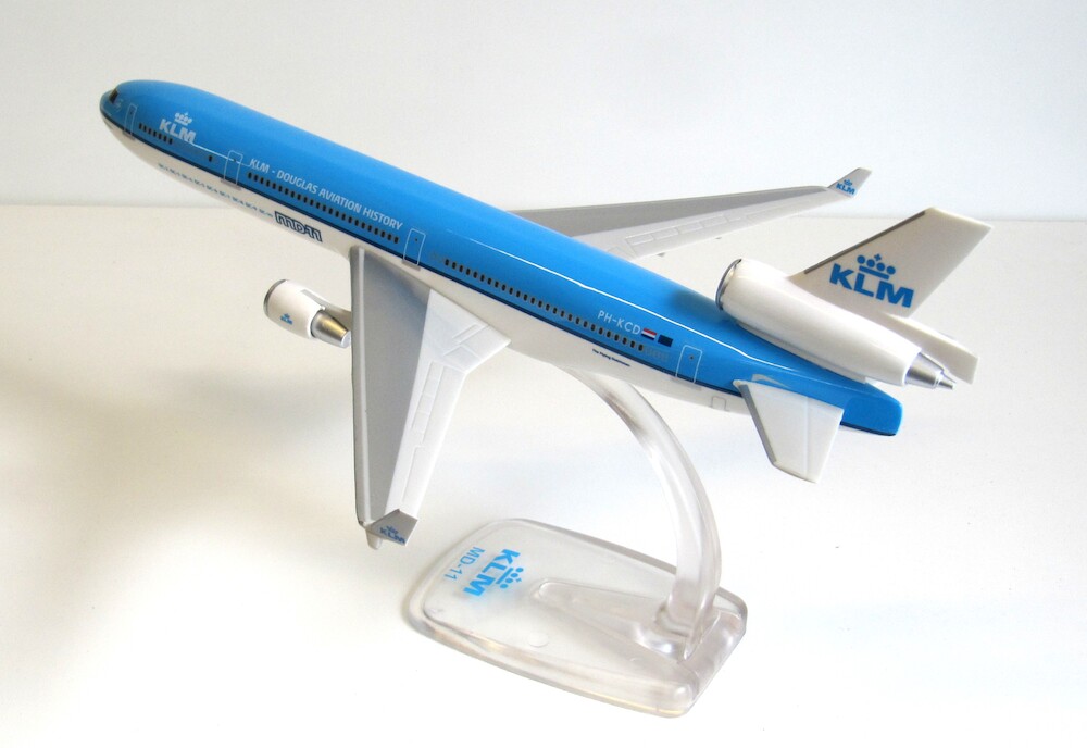 Maqueta KLM MD-11 / Scale: 1/200 - Imagen 3